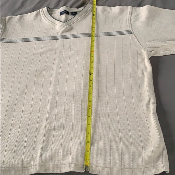 Large Izod Shirt. EUC. - Picture 6 of 8